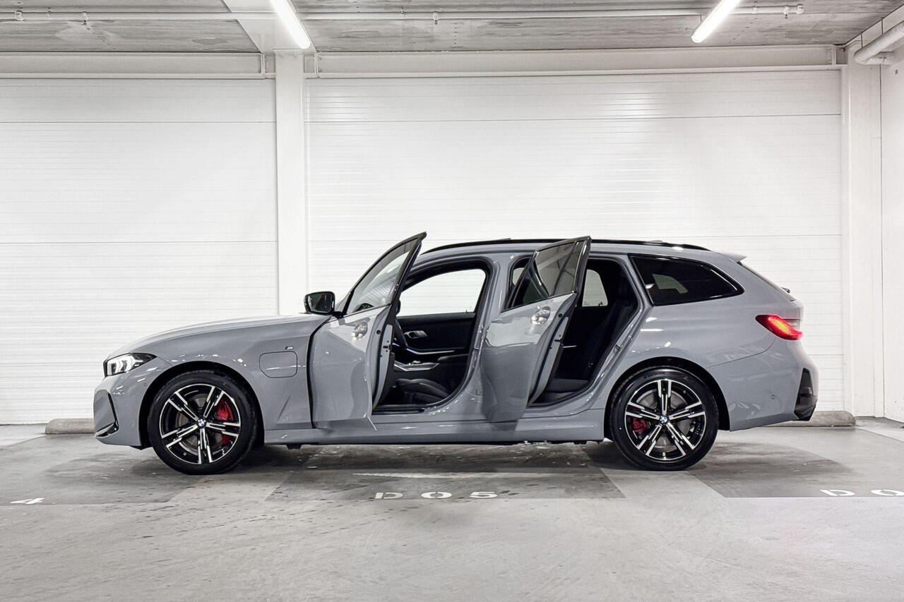 BMW 3-SERIE Touring 330e | M-Sport Pro | Comfort Pack | Active Cruise Control | Hifi System | Panoramadak | Comfort Access
