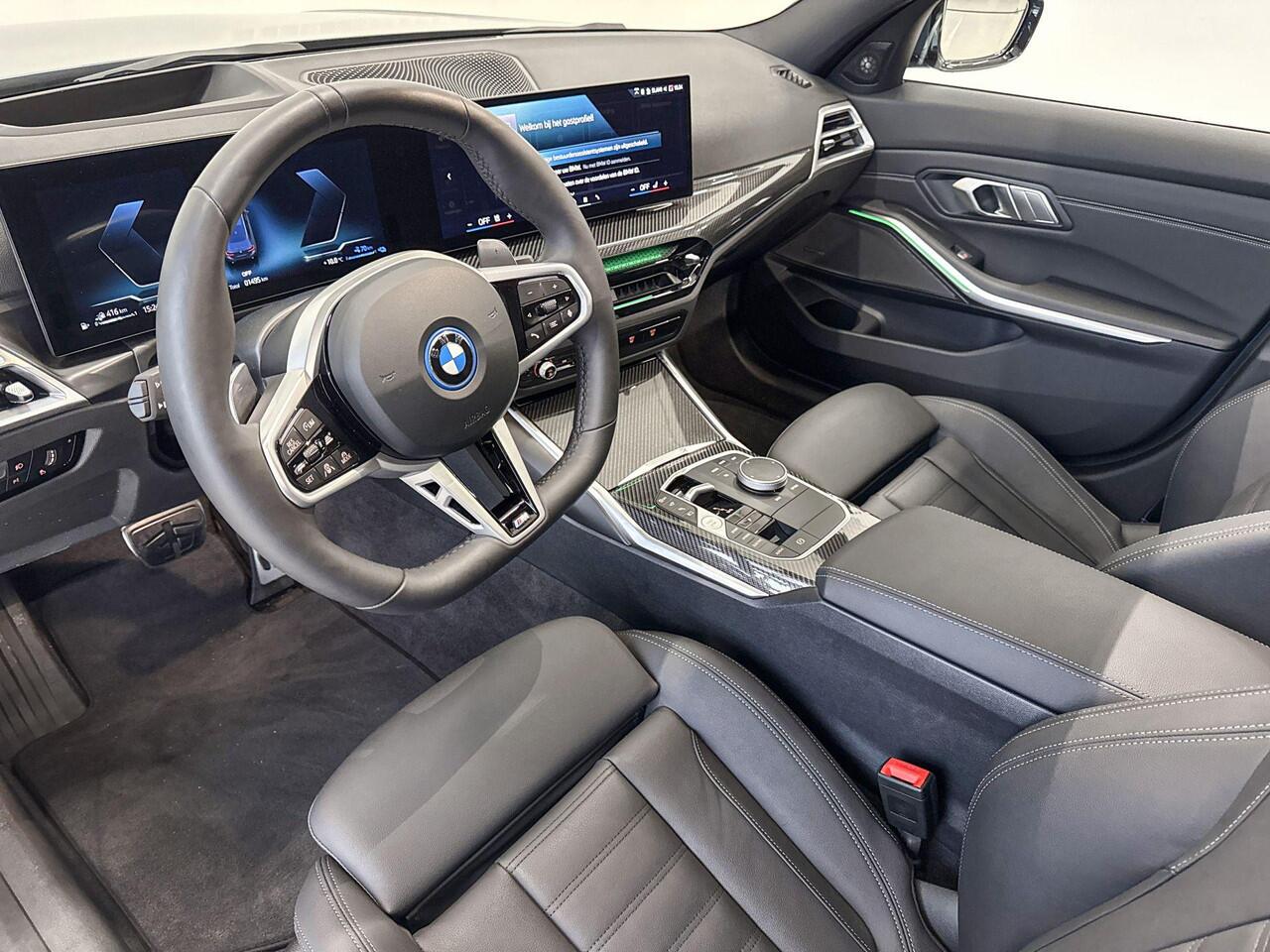 BMW 3-SERIE Touring 330e Innovation Pack M Sportpakket Pro Aut. - Beschikbaar vanaf: Mei 2026
