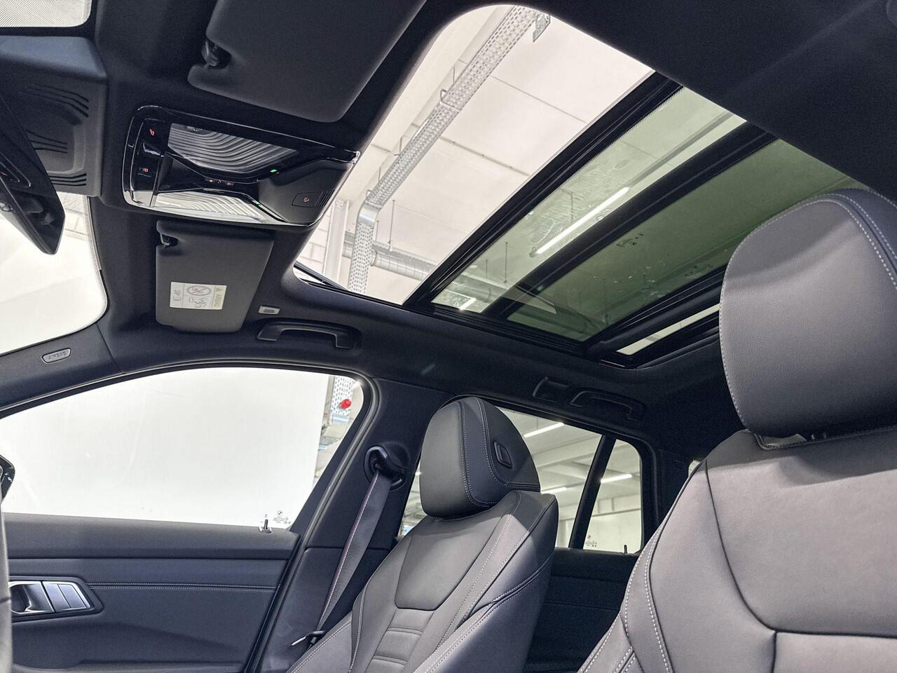 BMW 3-SERIE Touring 330e Innovation Pack M Sportpakket Pro Aut. - Beschikbaar vanaf: Mei 2026