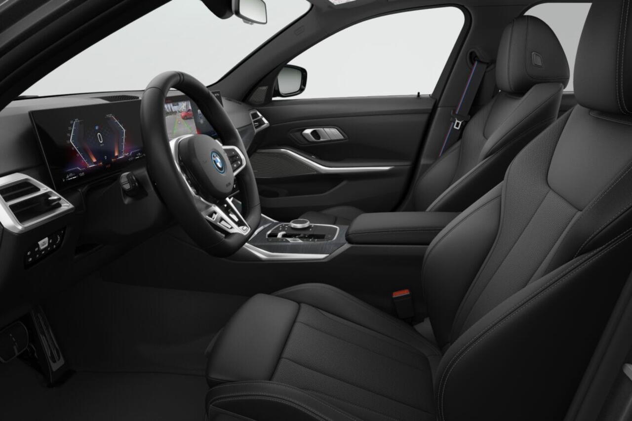 BMW 3-SERIE Touring 330e M Sport Edition | M Sportpakket Pro | Trekhaak