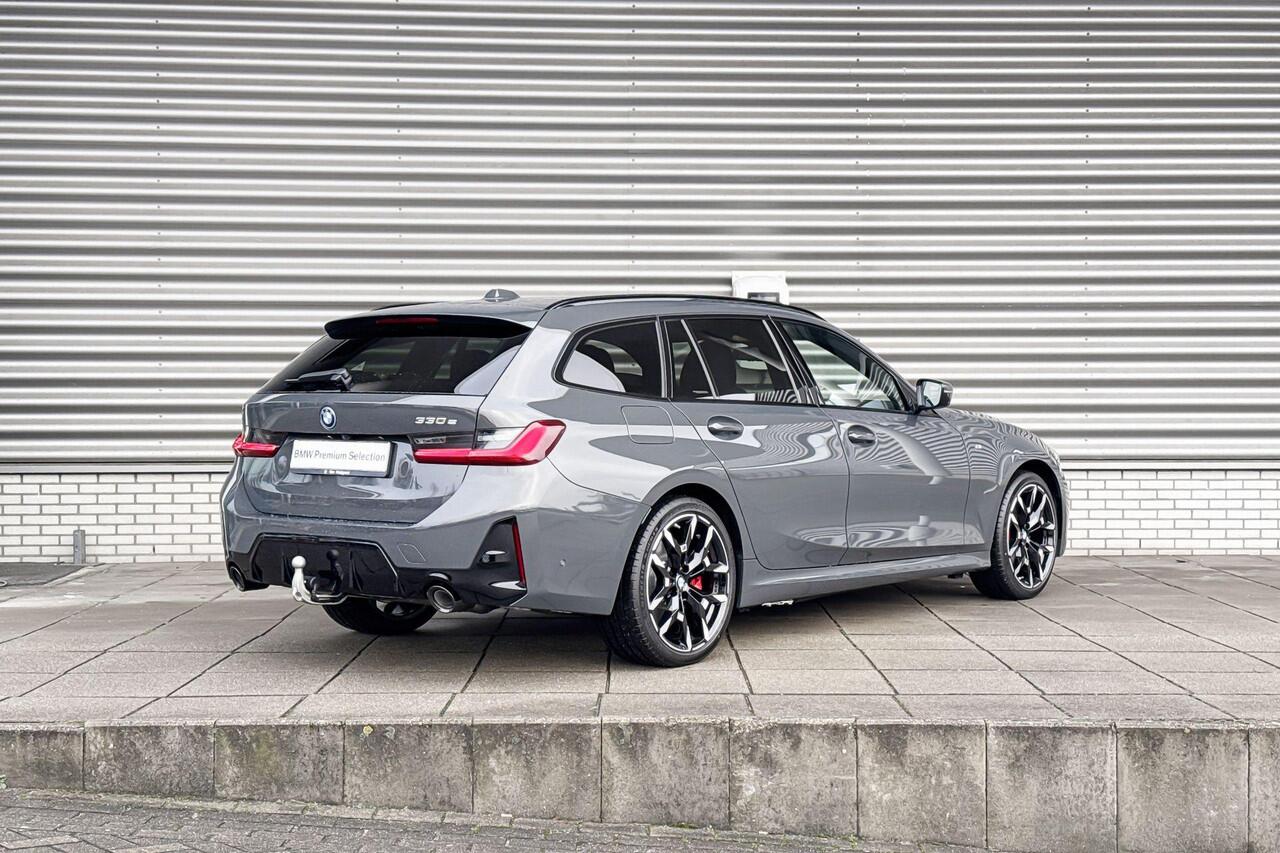 BMW 3-SERIE Touring 330e