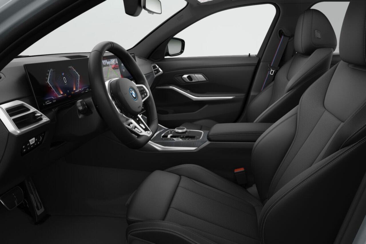 BMW 3-SERIE Touring 330e M Sport Edition | M Sportpakket Pro | Trekhaak