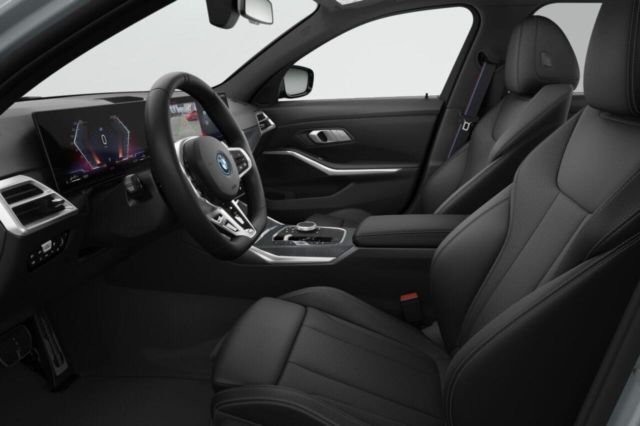BMW 3-SERIE Touring 330e M Sport Edition | M Sportpakket Pro | Trekhaak