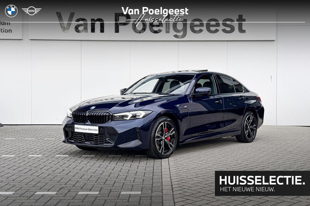 BMW 3-SERIE Sedan 330e M Sport Pro | Panoramadak | Comfort Pack