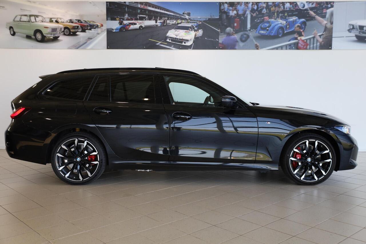 BMW 3-SERIE Touring 330e M Sport Pro | Panoramadak | Harman/Kardon | Trekhaak | Head-Up Display
