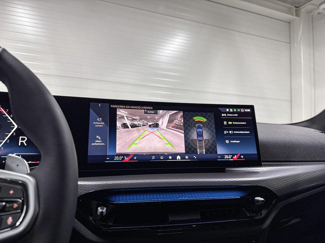 BMW 3-SERIE Sedan 318i | M-Sport Pro | Hifi System | Adaptive LED | Huisselectie