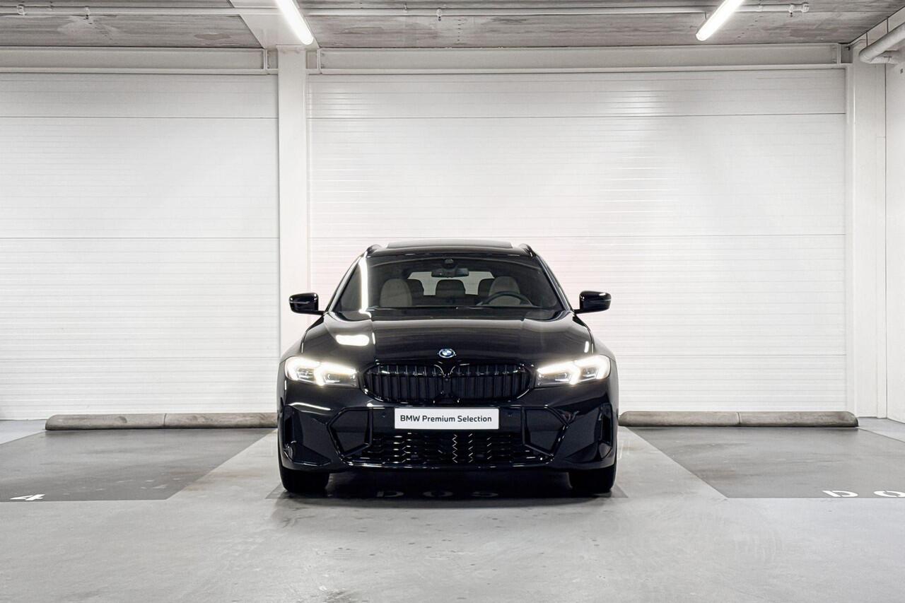 BMW 3-SERIE Touring 330e | M-Sport Pro | Innovation Pack | Comfort Pack | Driving Assistant | Harman/Kardon | Panoramadak | Comfort Access