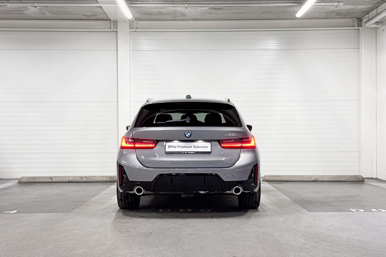 BMW 3-SERIE Touring 330e | M-Sport | Comfort Pack | Panoramadak | Comfort Access | Trekhaak | Huisselectie