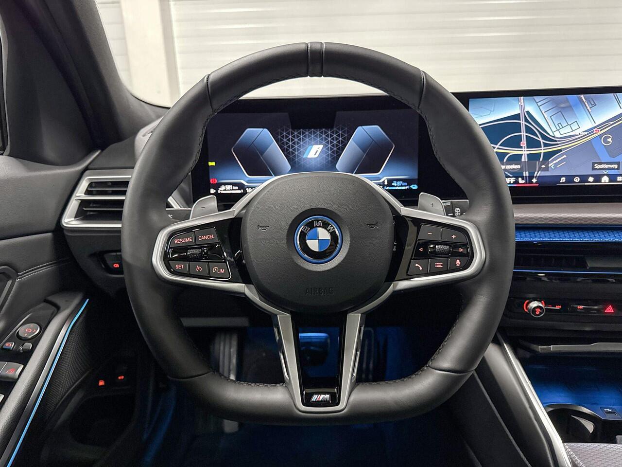 BMW 3-SERIE Touring 330e | M-Sport Pro | Comfort Pack | Panoramadak | Comfort Access | Trekhaak