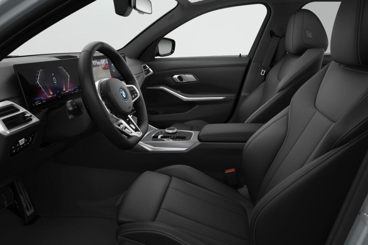 BMW 3-SERIE Touring 330e M Sport Edition | M Sportpakket | Comfort Pack | Trekhaak