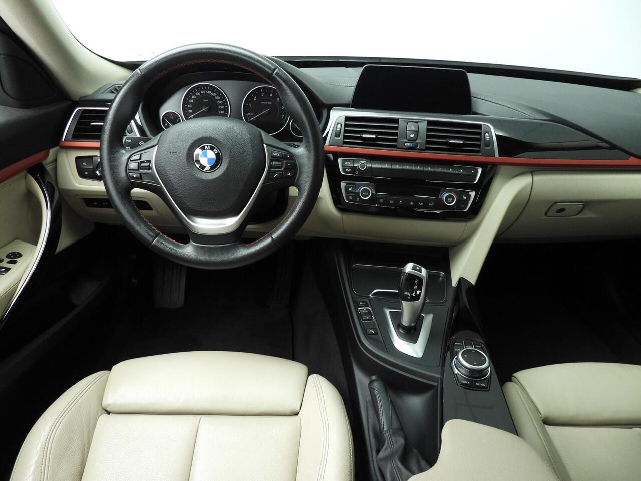 BMW 3-SERIE GT Gran Turismo 320i Automaat / Sportline / LED / Head-up / HIFI / Leder / Sportstoelen / Alu wielen 18 inch