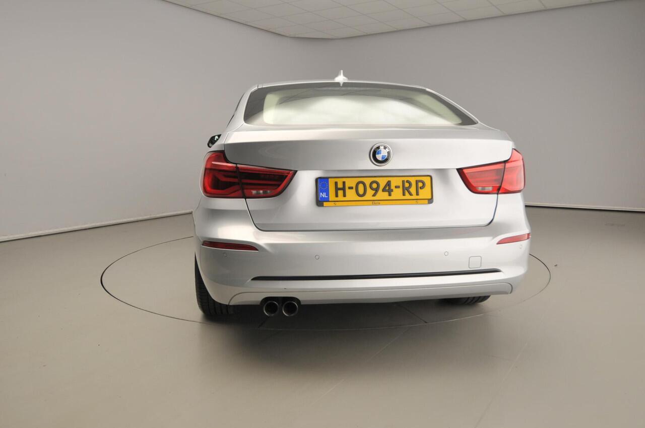 BMW 3-SERIE GT Gran Turismo 320i Automaat / Sportline / LED / Head-up / HIFI / Leder / Sportstoelen / Alu wielen 18 inch