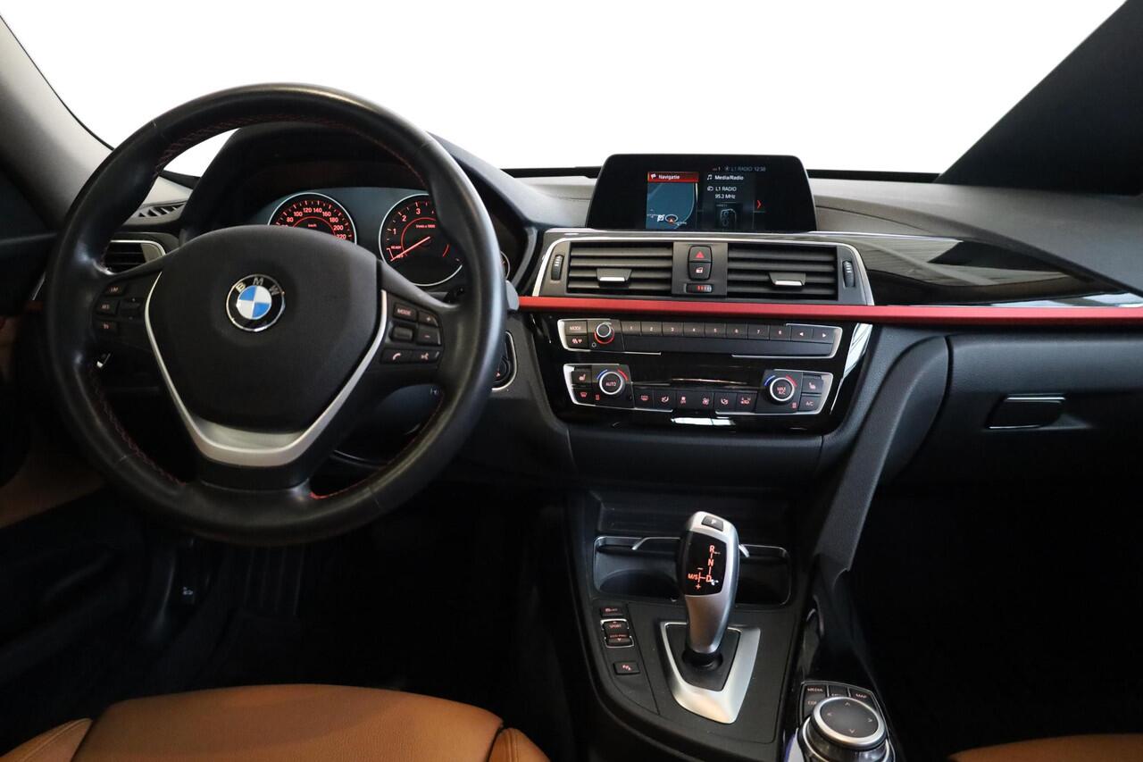 BMW 3-SERIE GT 320i xDrive Gran Turismo