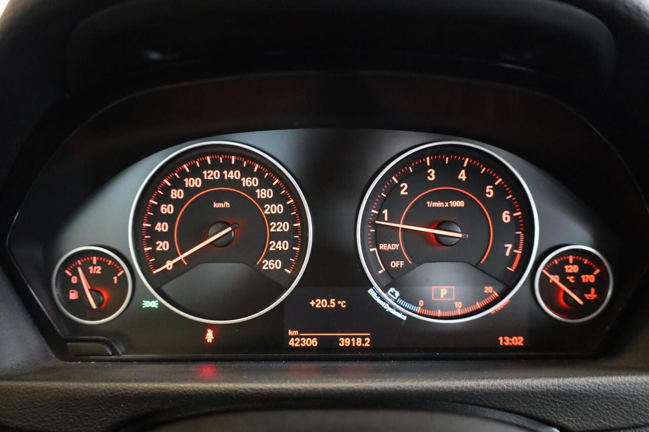 BMW 3-SERIE GT 320i xDrive Gran Turismo