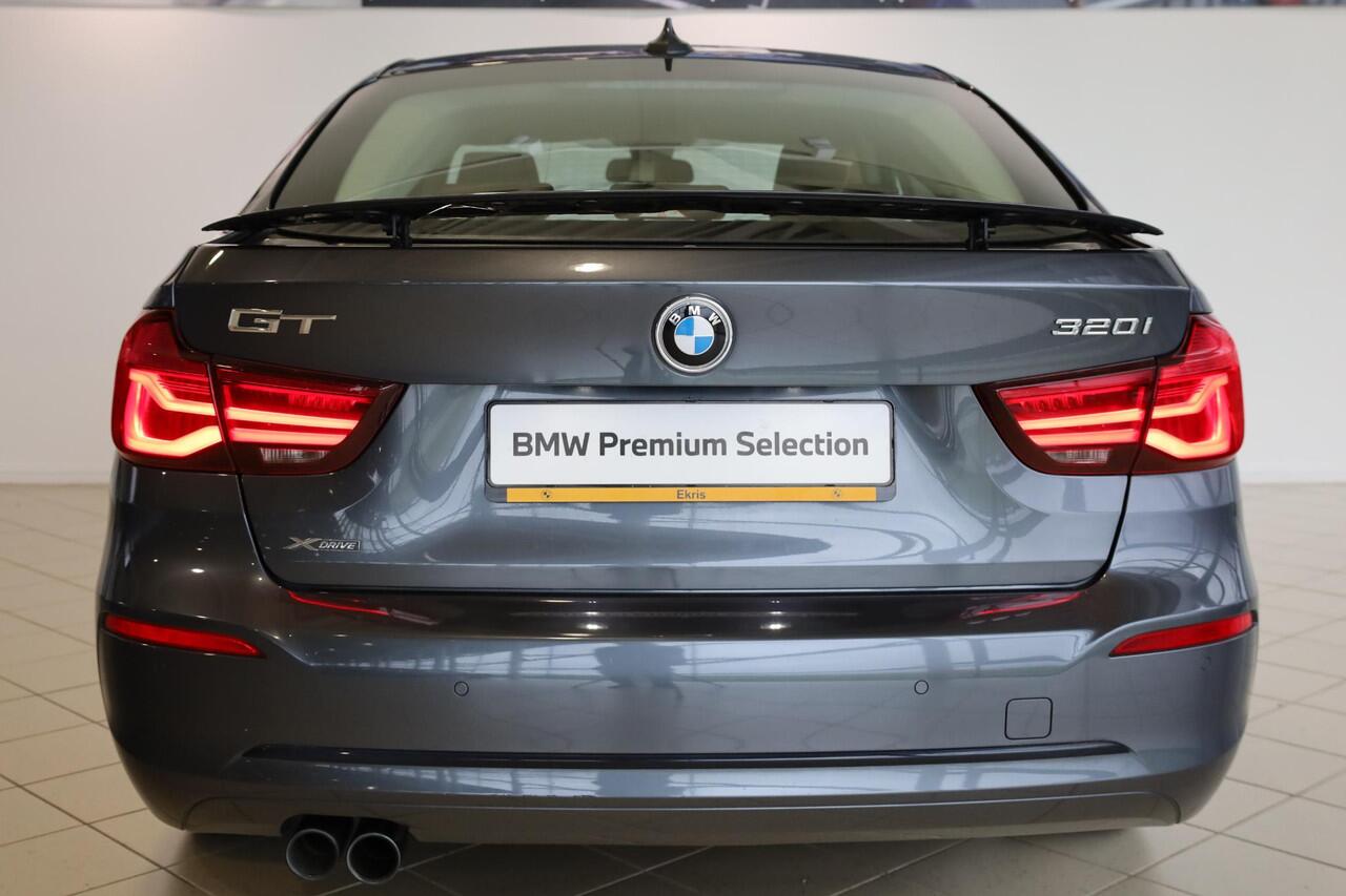 BMW 3-SERIE GT 320i xDrive Gran Turismo