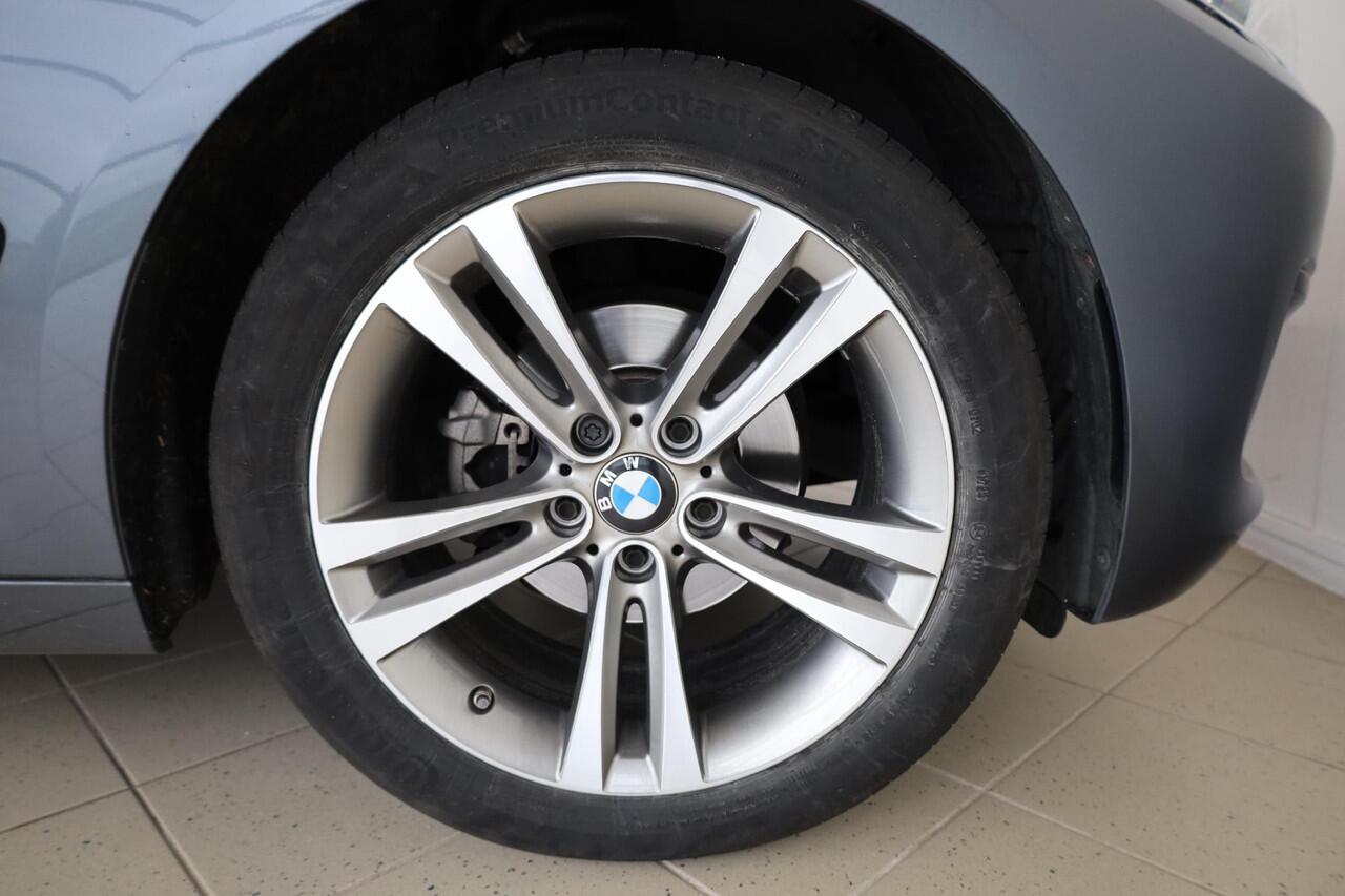 BMW 3-SERIE GT 320i xDrive Gran Turismo