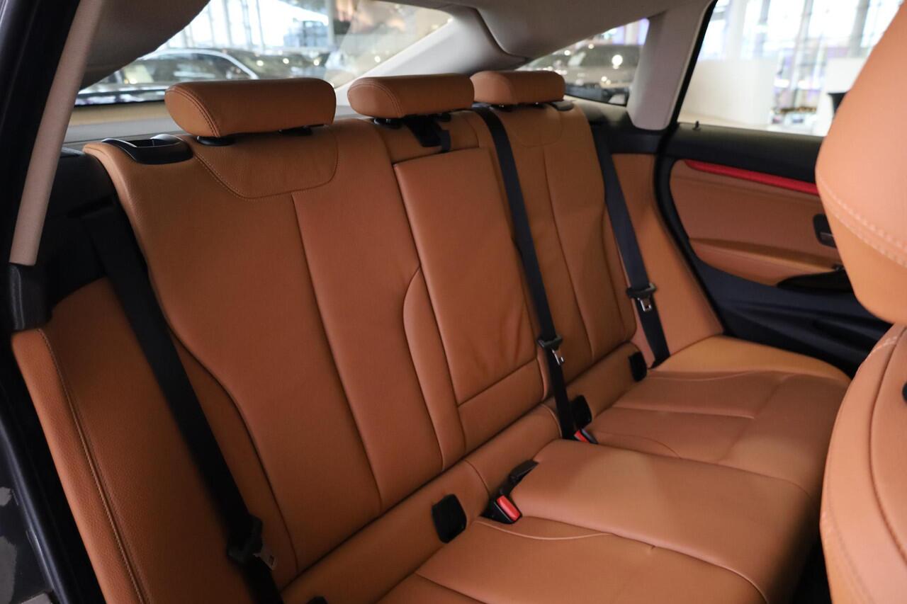 BMW 3-SERIE GT 320i xDrive Gran Turismo