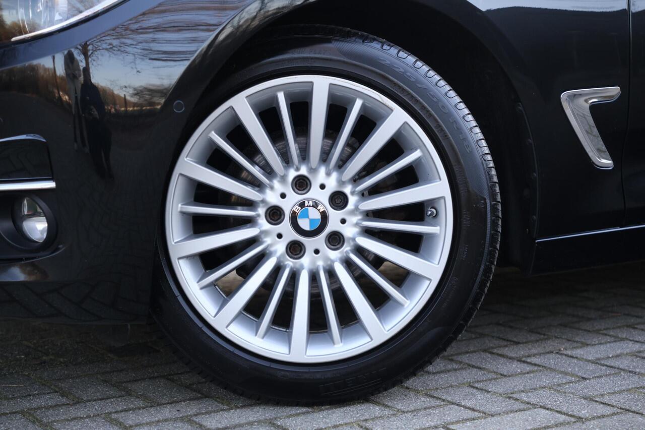 BMW 3-SERIE GT 320i High Executive Org.NL | Luxury Line | Leer | Navi Pro | Hifi audio | LED | Camera | Elektrische trekhaak | stoelverwarming | etc.