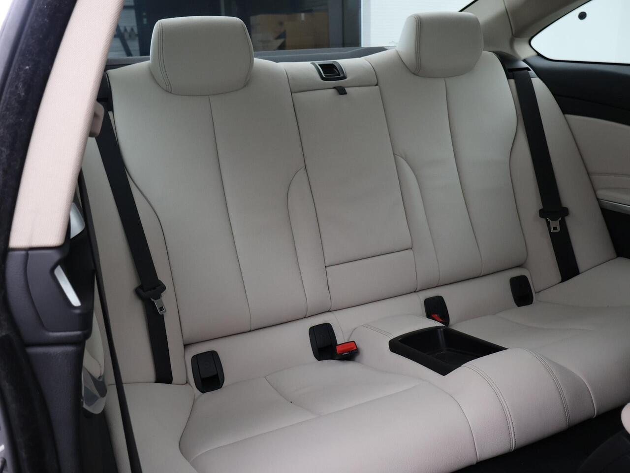 BMW 4-SERIE Coupé 420i H.E. + SPORTSOELEN | LEDER | CAMERA | DIGITALE COCKPIT | MEMORY | HARMAN/KARDON