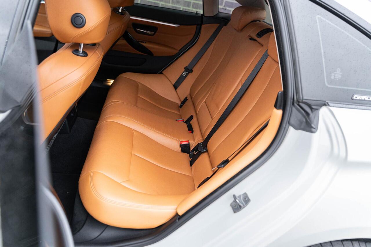 BMW 4-SERIE Gran Coupé 430i xDrive High Executive | Navigatie | Cruise Control | Head-Up Display | Lederen Bekleding | Climate Control | LED Koplampen