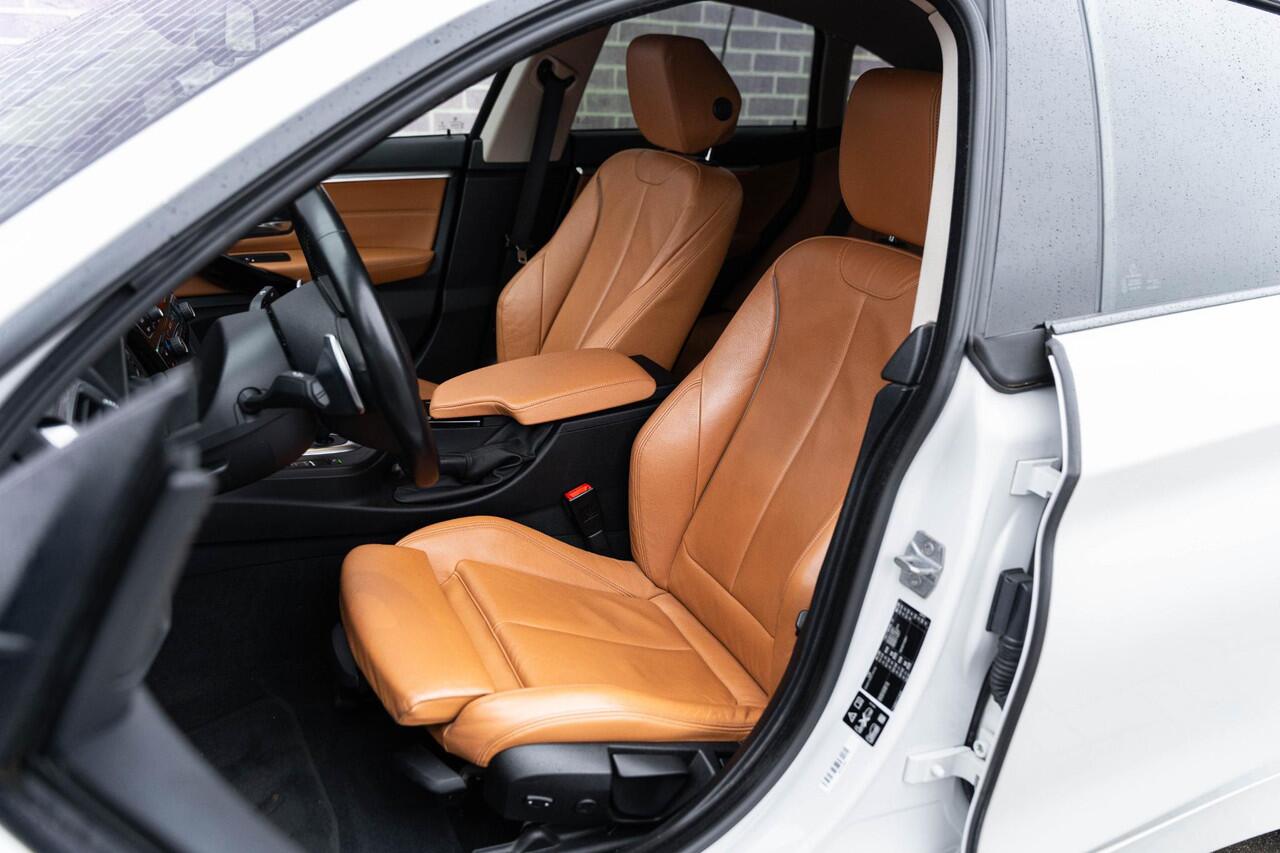 BMW 4-SERIE Gran Coupé 430i xDrive High Executive | Navigatie | Cruise Control | Head-Up Display | Lederen Bekleding | Climate Control | LED Koplampen