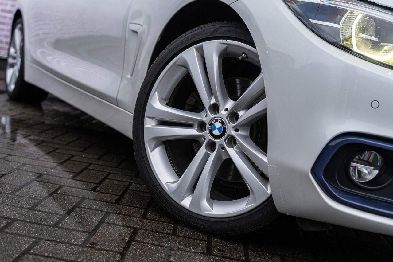 BMW 4-SERIE Gran Coupé 430i xDrive High Executive | Navigatie | Cruise Control | Head-Up Display | Lederen Bekleding | Climate Control | LED Koplampen