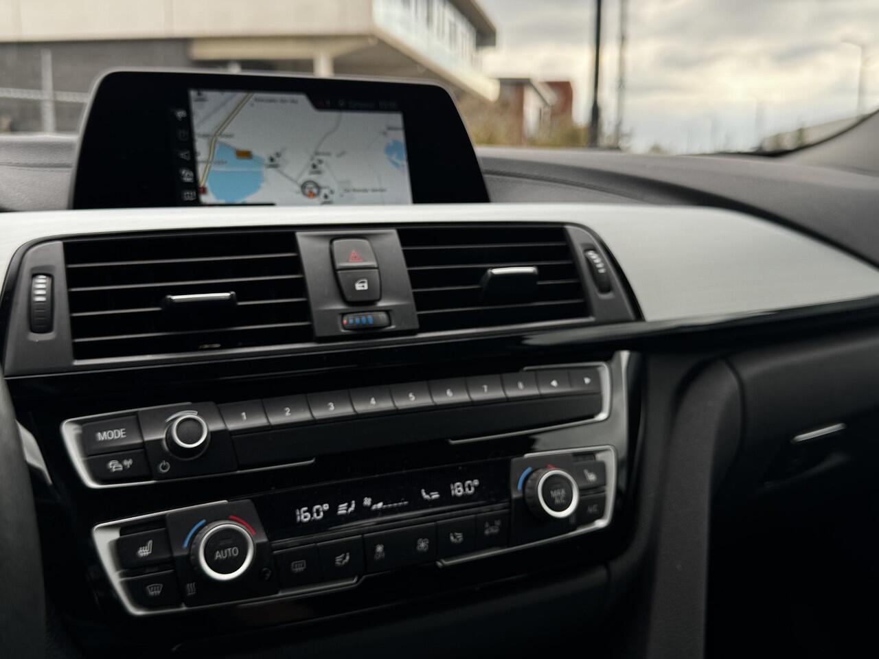 BMW 4-SERIE Coupé 420i High Executive