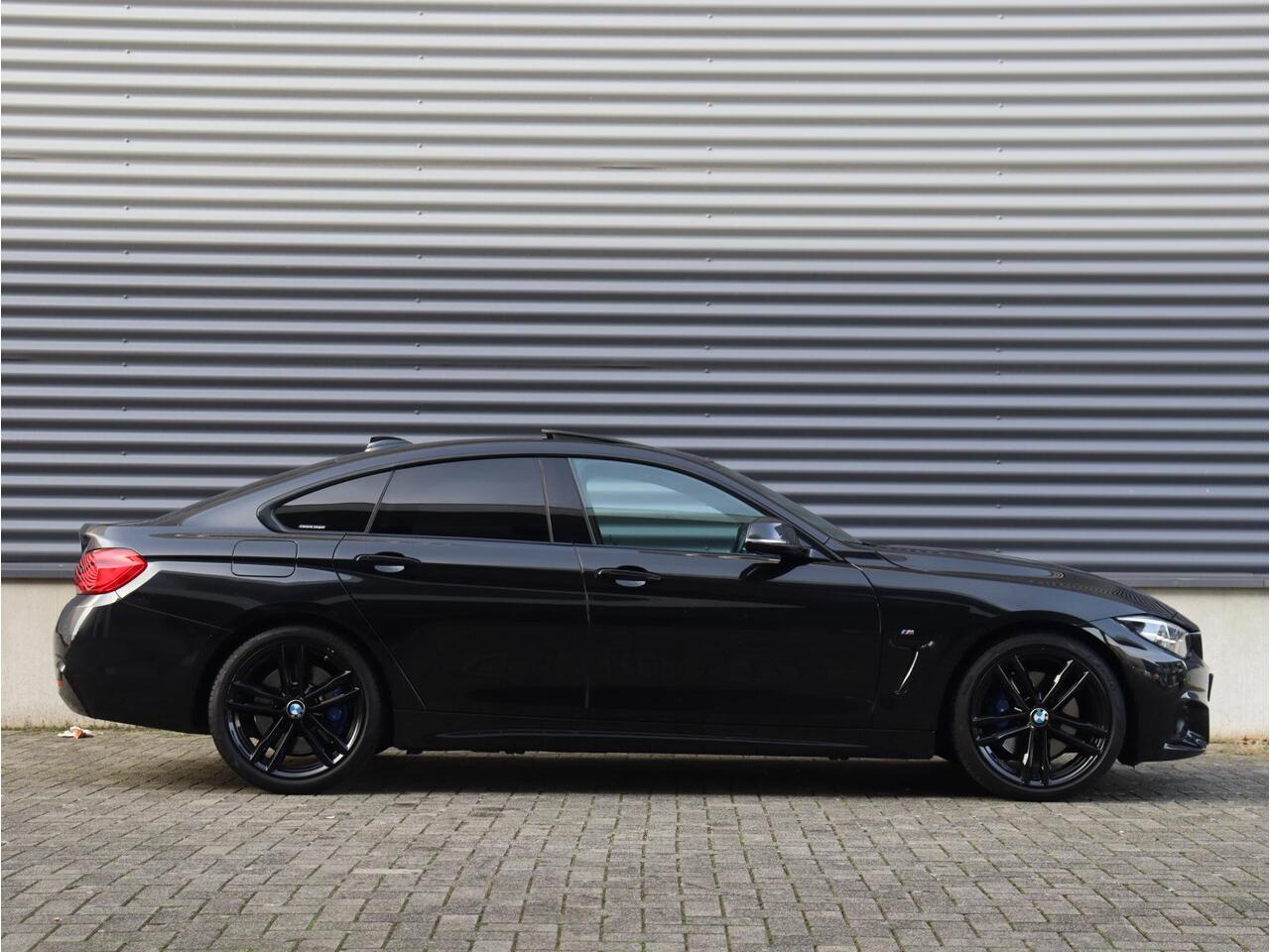BMW 4-SERIE Gran Coupé 420i | High Executive | M Sport Plus Pack | Panodak | Harman Kardon | Head-Up | Adaptief LED | Navigatie Prof. | 19'' LMV