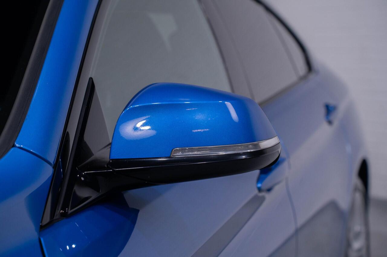 BMW 4-SERIE Gran Coupé 420d Corporate Lease High Executive M-Pakket HUD PDC v+a lane-assist front-assist 18"LMV voorstoelen electrisch bedienbaar links met memo private-glas cruise-controle schakelflippers aan het stuur allu-inlegdelen allcantara/stof camera stoelver