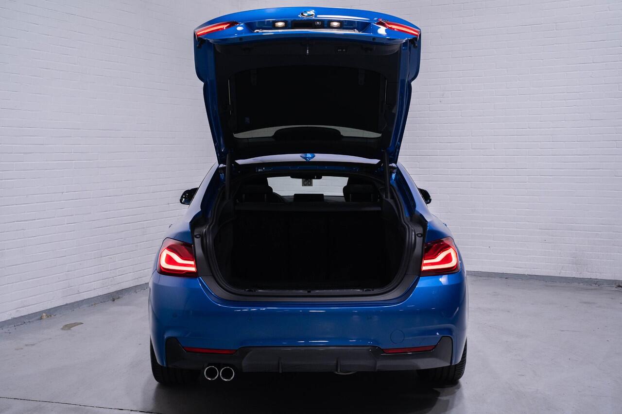 BMW 4-SERIE Gran Coupé 420d Corporate Lease High Executive M-Pakket HUD PDC v+a lane-assist front-assist 18"LMV voorstoelen electrisch bedienbaar links met memo private-glas cruise-controle schakelflippers aan het stuur allu-inlegdelen allcantara/stof camera stoelver