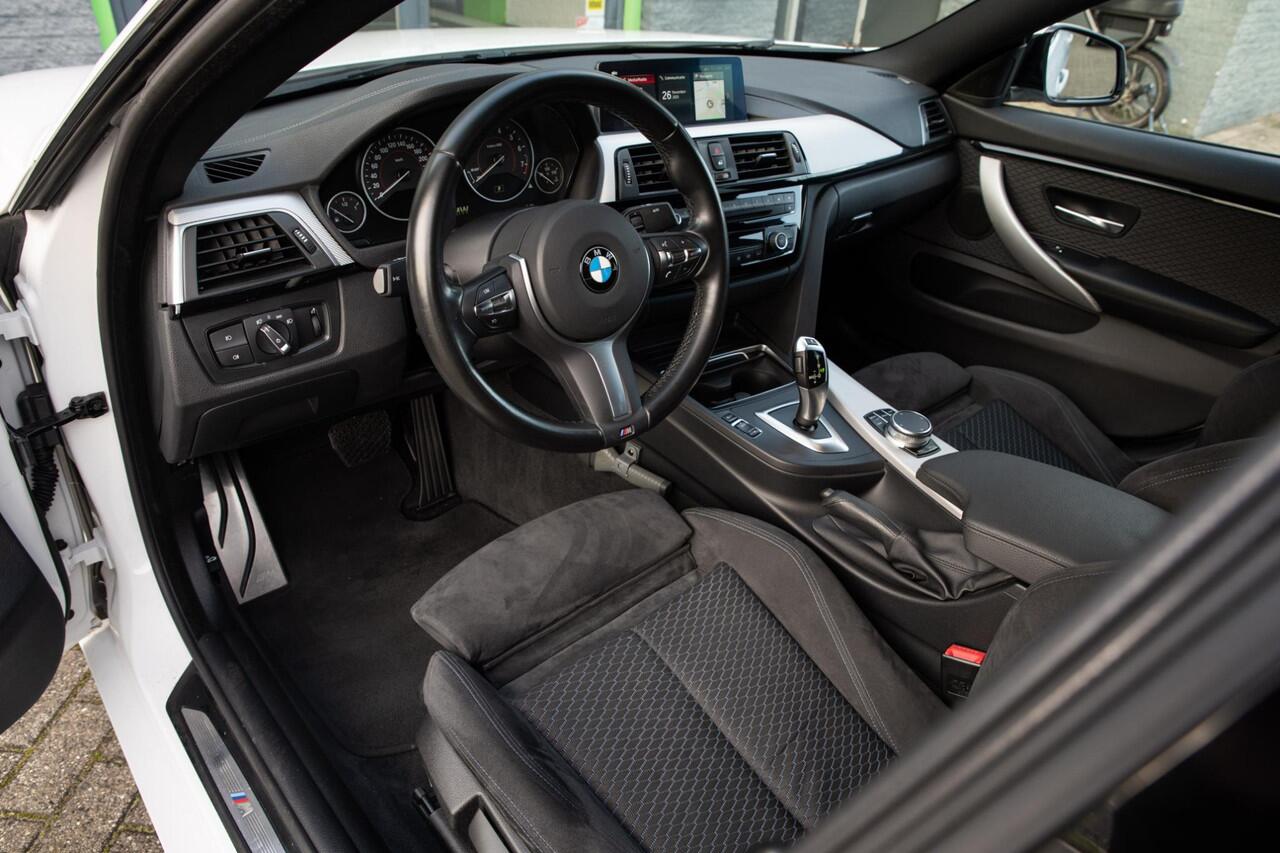 BMW 4-SERIE Gran Coupé 418i Executive / M SPORT / NL AUTO / 19 INCH