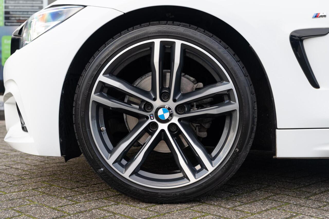 BMW 4-SERIE Gran Coupé 418i Executive / M SPORT / NL AUTO / 19 INCH
