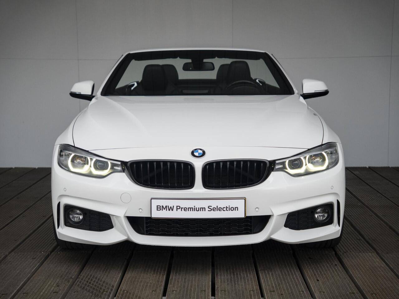 BMW 4-SERIE Cabrio 420i | M Sportpakket | Stoelverwarming | PDC | Cruise Control | LED | 18''