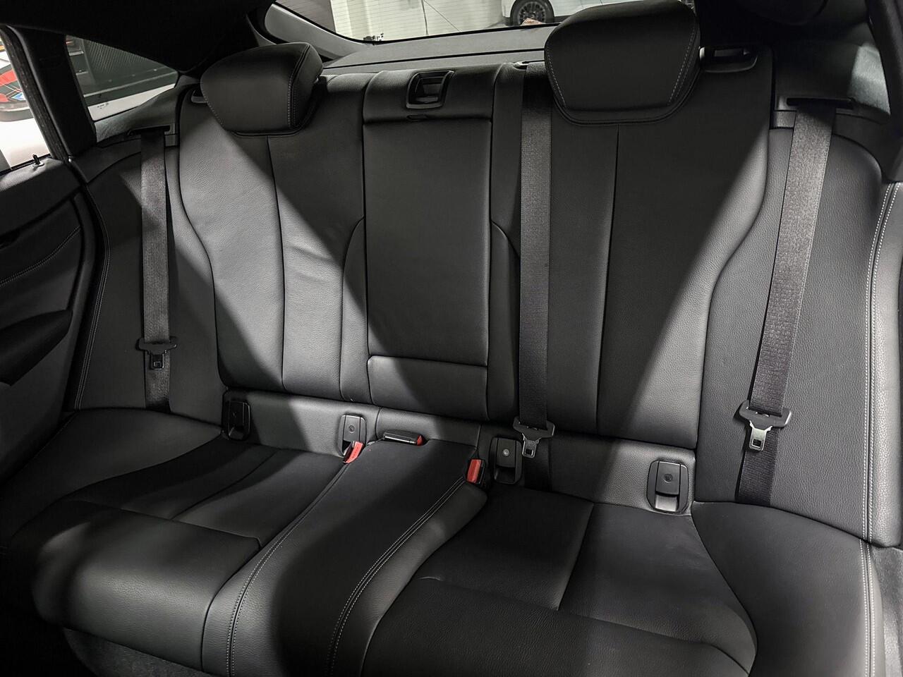 BMW 4-SERIE Gran Coupé 420i High Executive Edition | Cruise Control | Stoelverwarming