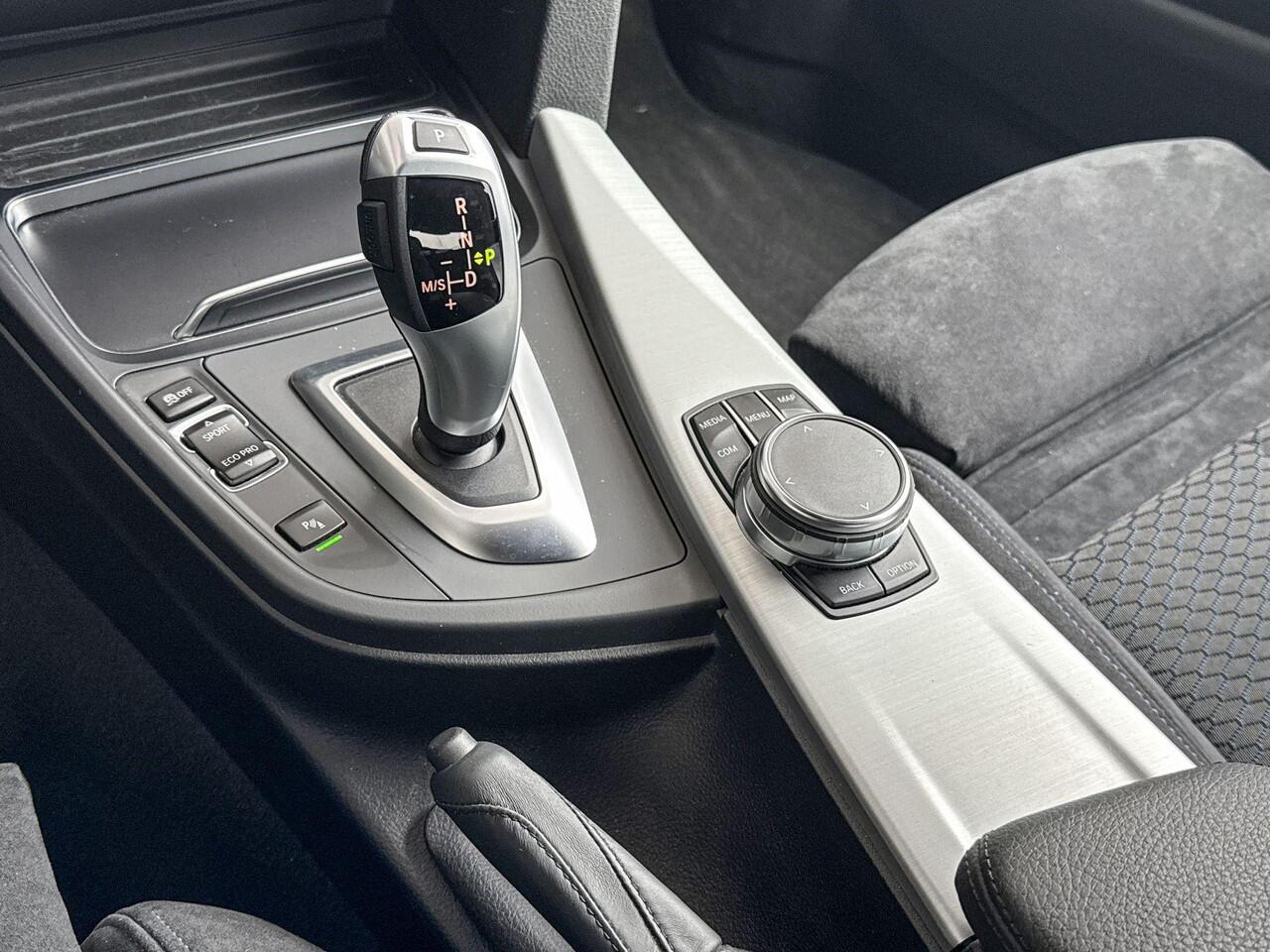 BMW 4-SERIE Gran Coupé 418i Executive Edition