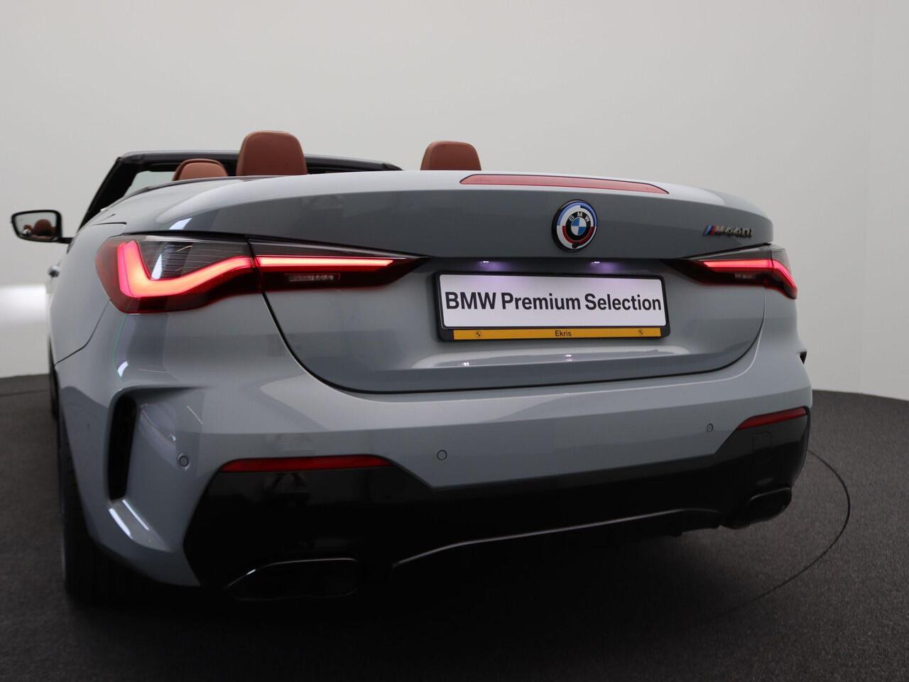 BMW 4-SERIE Cabrio M440i xDrive M Sportpakket | Laserlicht | Stuurwielverwarming | Nekverwarmer | Head-Up Display | 19"