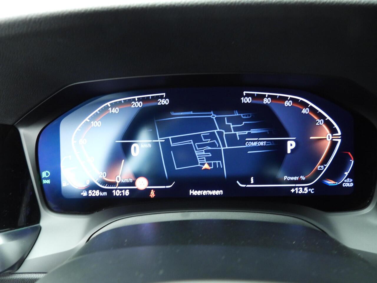 BMW 4-SERIE Coupe 420i | M-Sportpakket | Laserlicht | Leder | Navigatie | Schuifdak | Sportstoelen | DAB | Hifi speakers | Alu 19 inch