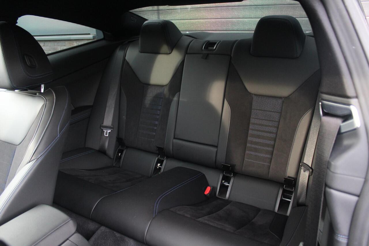 BMW 4-SERIE Coupé M440i xDrive M-Sport Pro High Executive | Harman Kardon | 20 Inch | Keyless | Elektrisch verstelbare stoelen