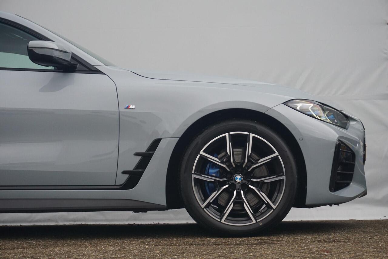 BMW 4-SERIE Gran Coupé 420i High Executive M Sportpakket Plus 19'' / Laserlight / Active Cruise Control / Trekhaak