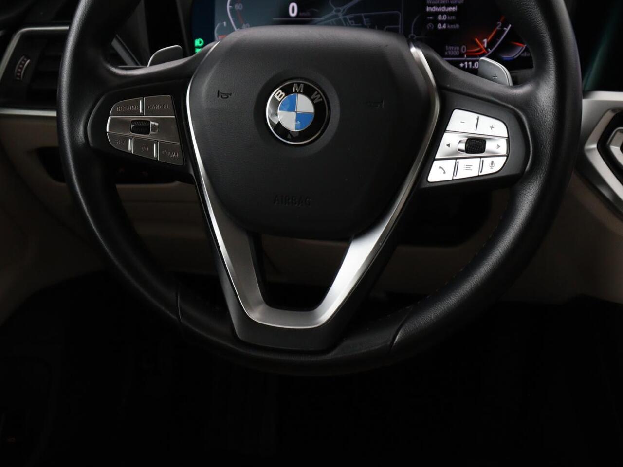 BMW 4-SERIE Gran Coupé 420i Edition Plus | Trekhaak | Stoelverwarming | Memory | Carplay | Leder | Navigatie | Camera | Achterbankverwarming | Keyless | Full LED | Sportstoelen