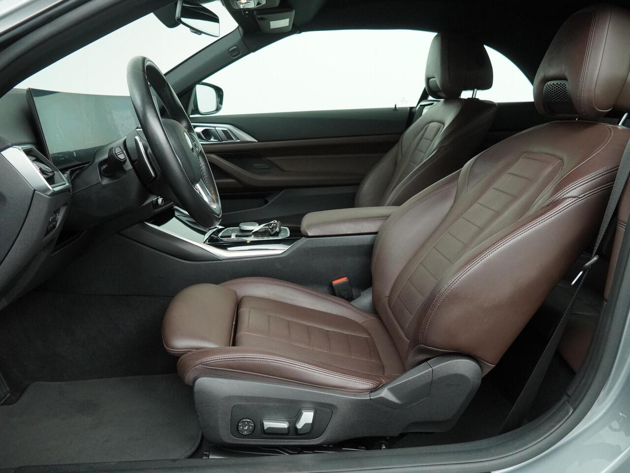 BMW 4-SERIE Cabrio 420i High Executive | Stoelen Pakket | Nek verwarming | Comfort Acces |