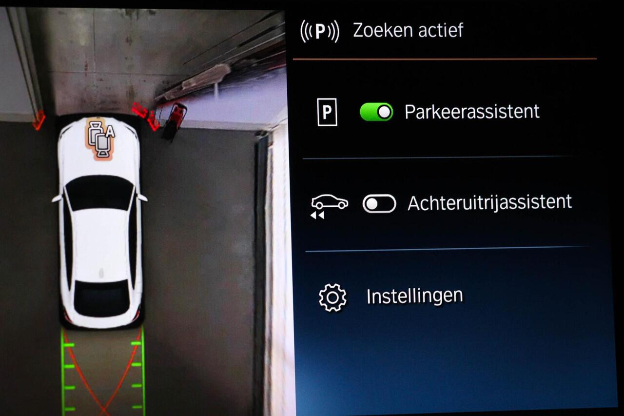 BMW 4-SERIE 420i M-Sport Business Edition Plus | LEDER | HEAD UP | 360 CAMERA | TREKHAAK | 19"