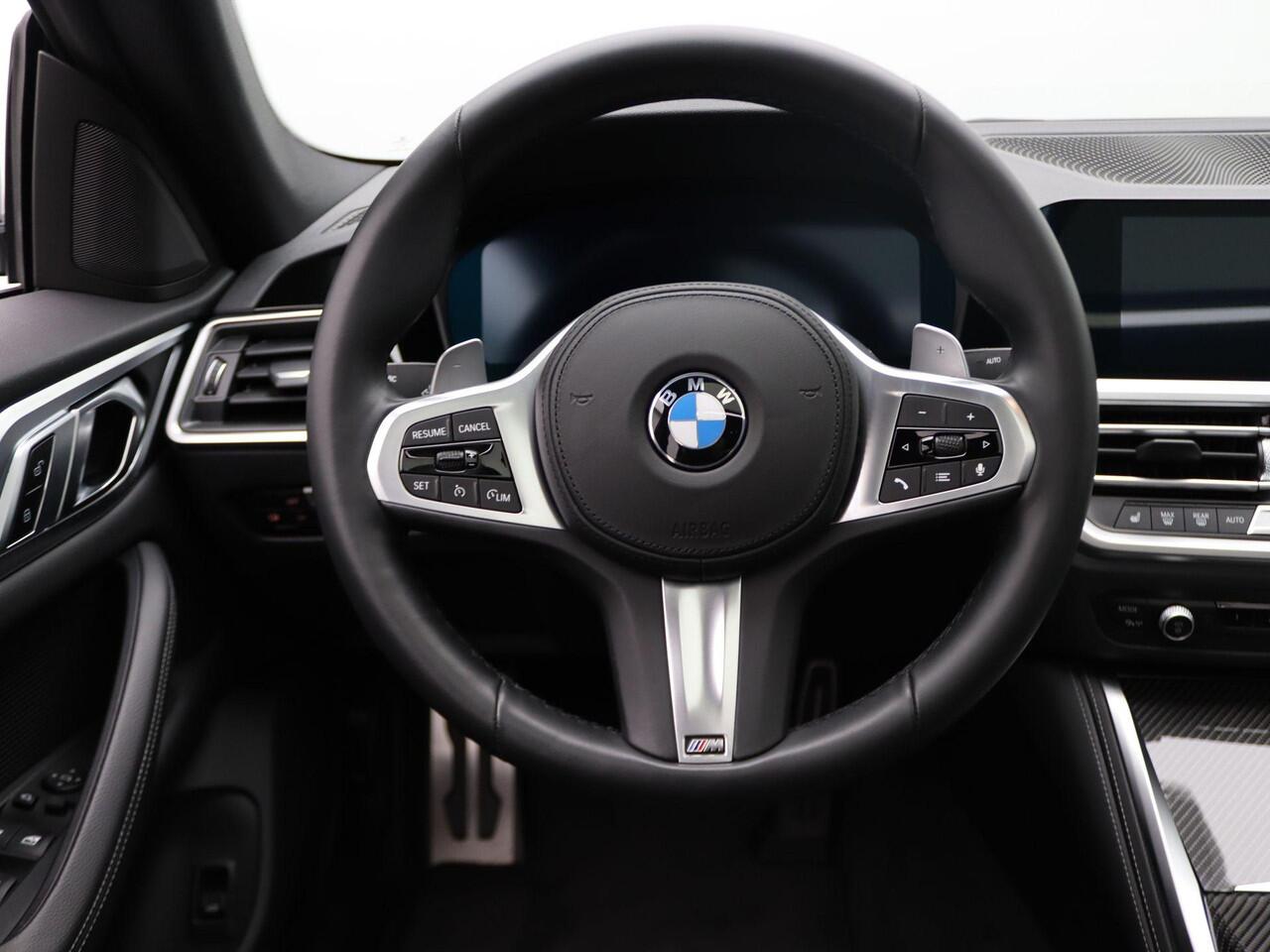 BMW 4-SERIE Gran Coupé 420i High Executive | M Sportpakket Pro | Achteruitrijcamera | Schuifdak | Extra Getint Glas Achter | Parking Assistant | DAB | HiFi | 19''