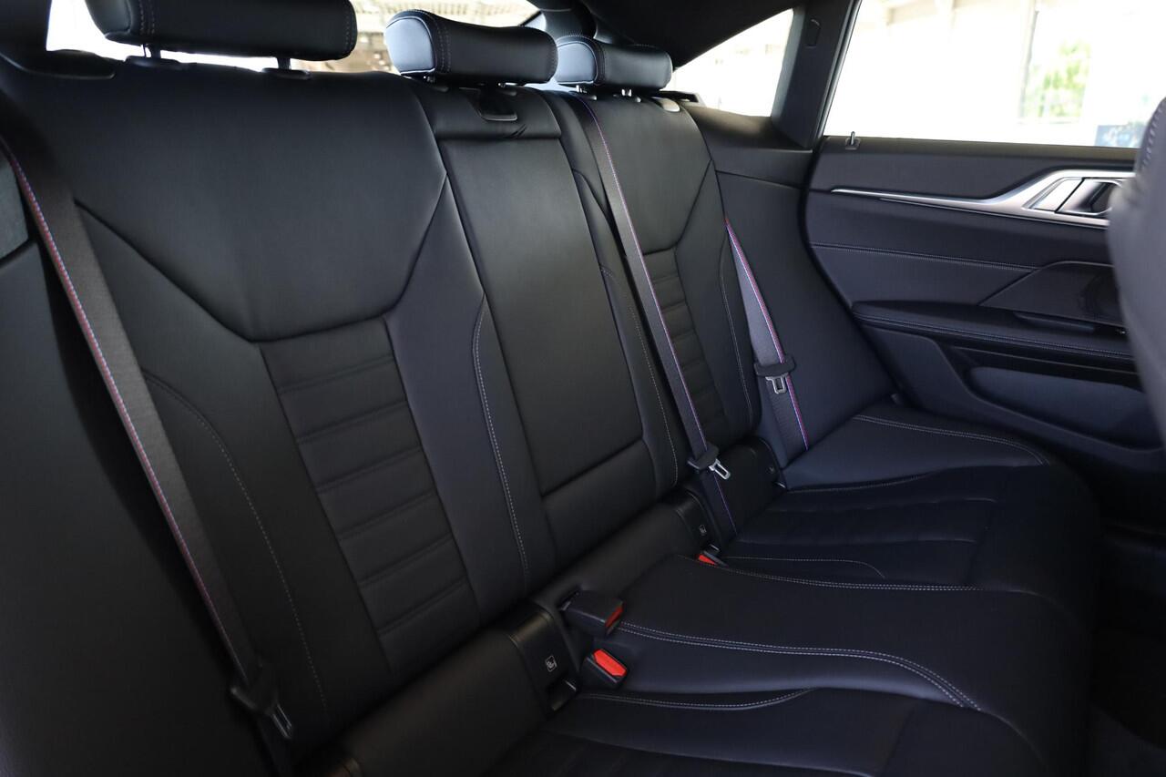 BMW 4-SERIE Gran Coupé 430i | M Sportpakket Pro | Driving Assistant Professional