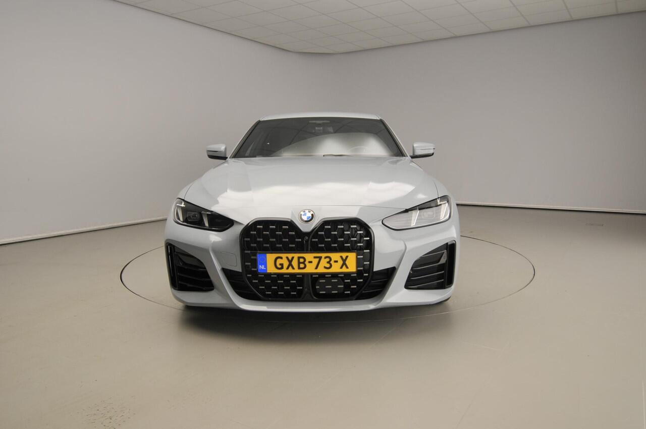 BMW 4-SERIE Gran Coupe 430i xDrive | M-Sportpakket | LED | Leder | HUD | Active cruise | DAB | Harman-kardon sound | Alu 18 inch