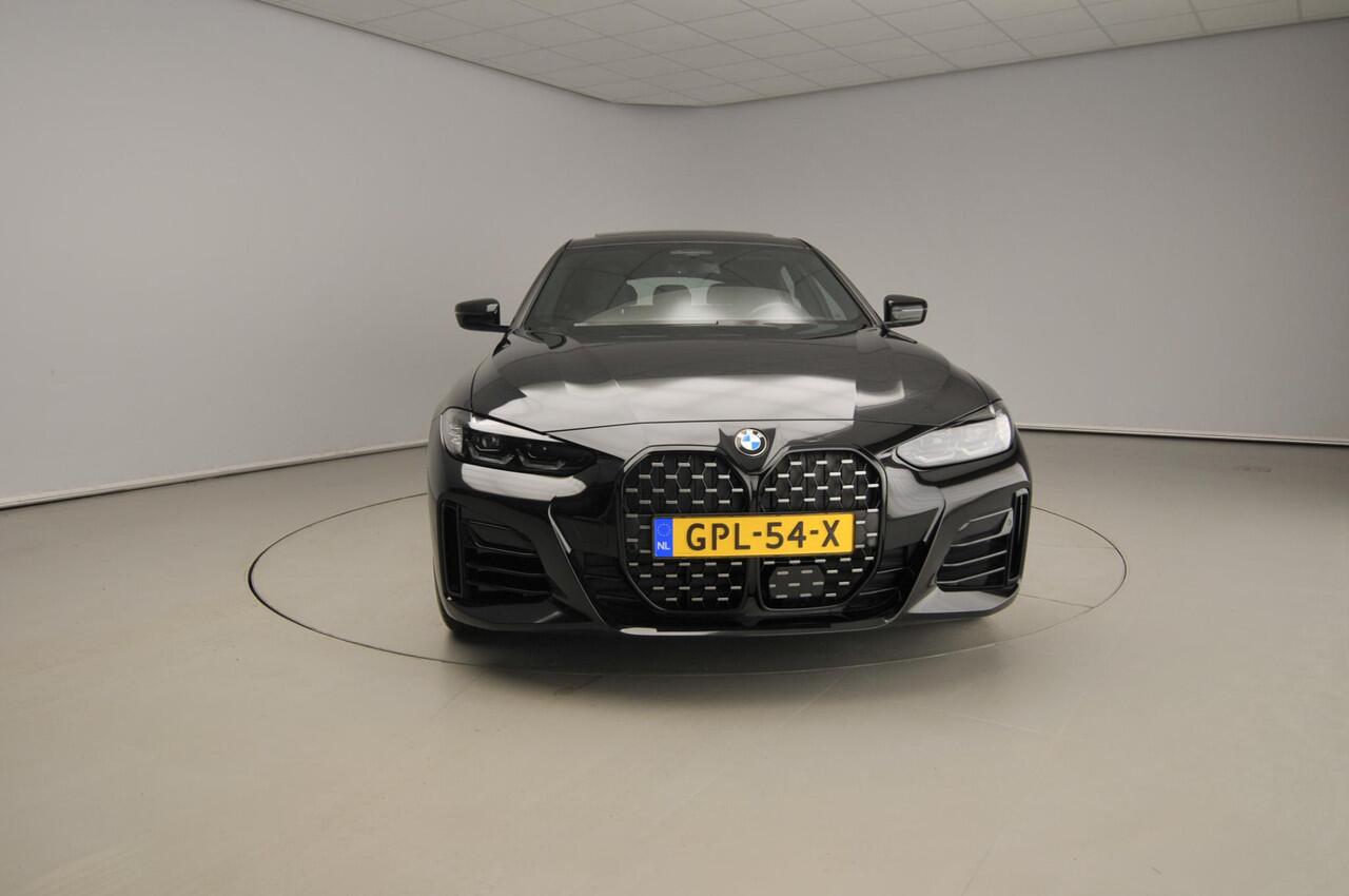 BMW 4-SERIE Gran Coupe 420i | M-Sportpakket | LED | Leder | HUD | Active cruise | Stoelverwarming | Keyles go | DAB | Hifi speakers | Alu 18 inch
