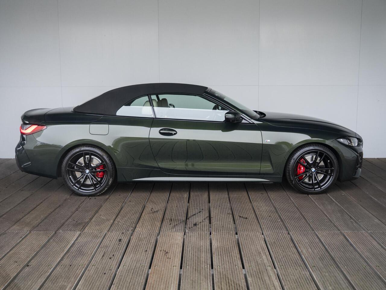 BMW 4-SERIE Cabrio 430i | High Executive | M Sportpakket Pro | Harman Kardon | Stuurwielrand verwarmd | Comfort Access | Stoelverwarming | Air Collar