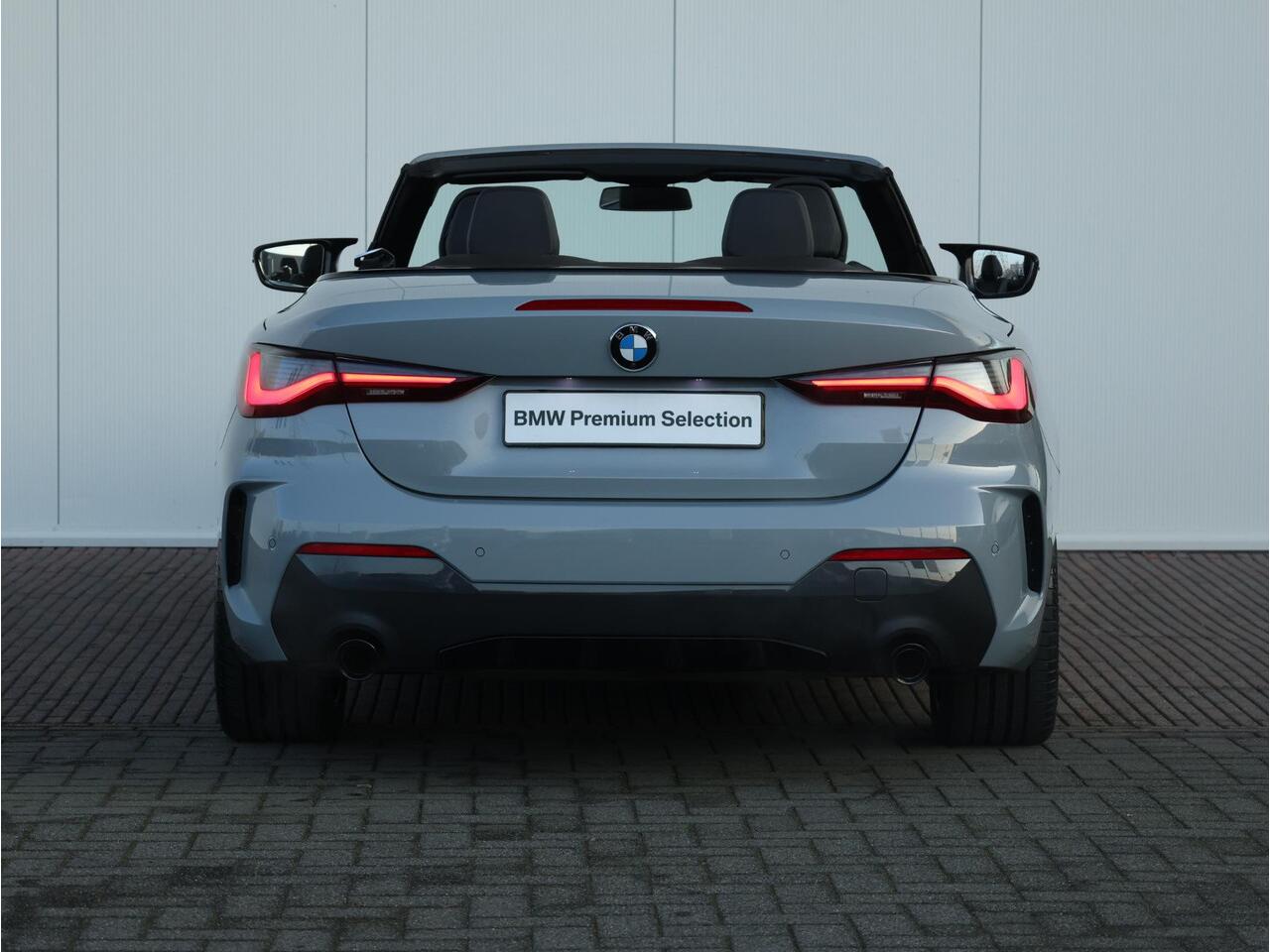 BMW 4-SERIE Cabrio 420i High Executive M Sportpakket/ Verwarmd Stuurwiel/ Comfort Access/ Achteruitrijcamera/ Stoelverwarming/ Active Cruise Control/ HiFi