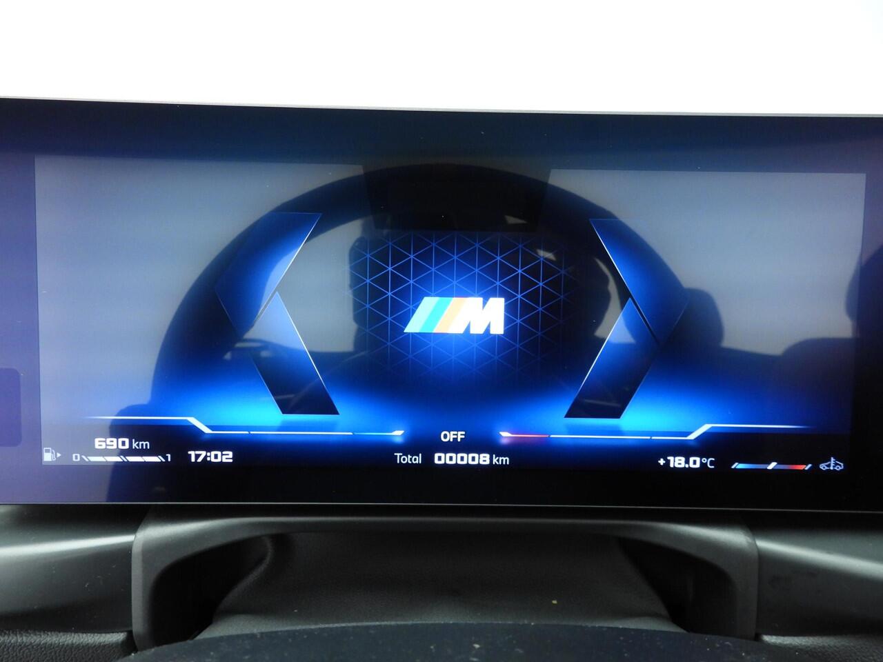 BMW 4-SERIE M440i xDrive Cabrio | M Sportpakket Pro | Innovation Pack | Comfort Pack