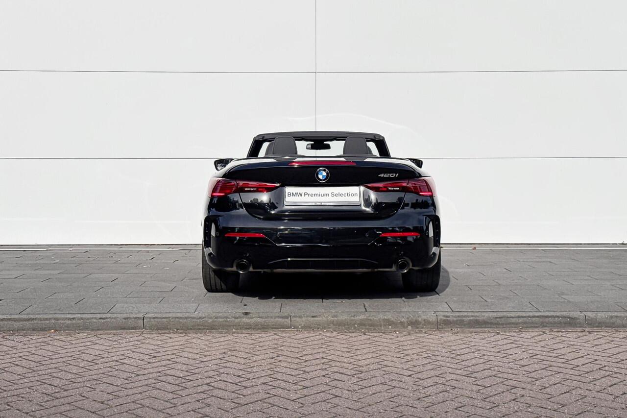 BMW 4-SERIE Cabrio 420i M-Sport Pro | Selections | M Sport | Stoelverwarming | Comfort Access |